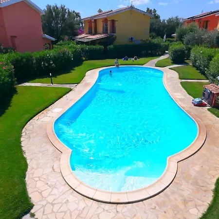 Juniperus Porto Pino Villa *
