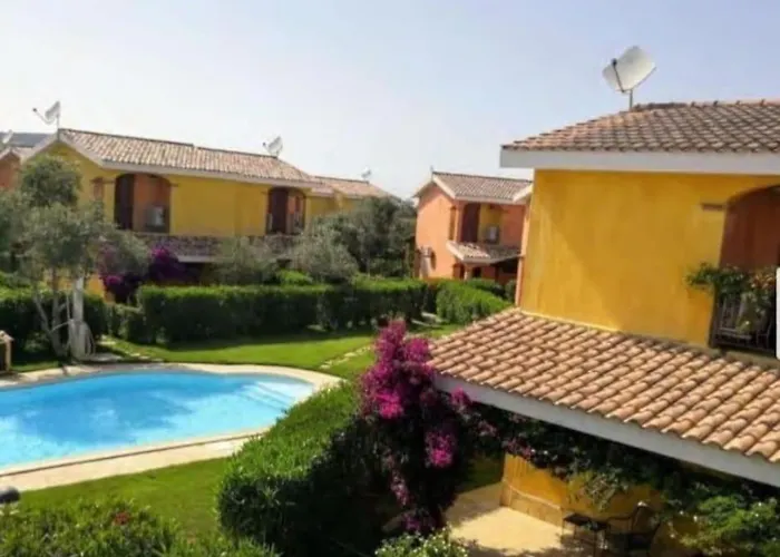 Juniperus Porto Pino Villa